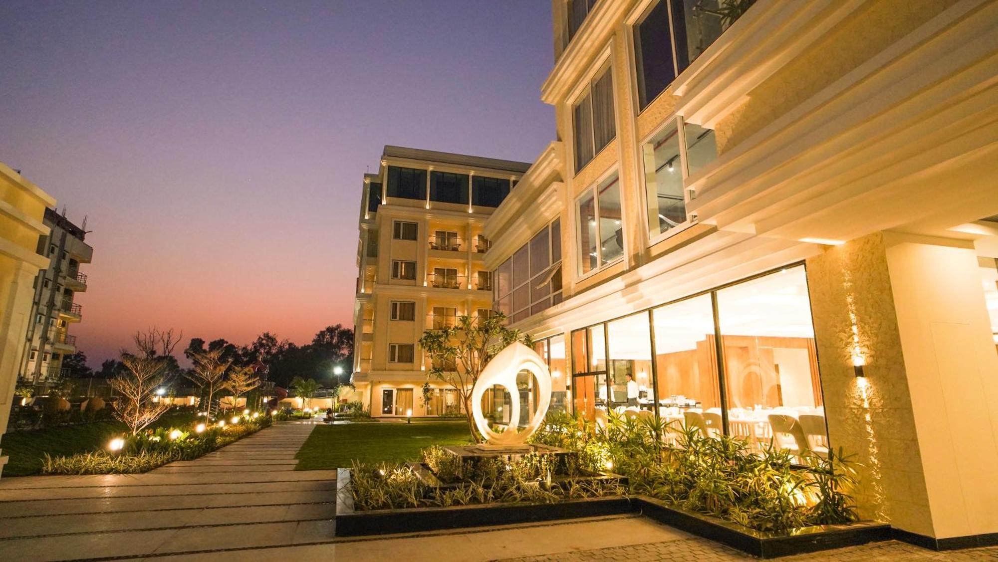 Antique Regency !! Luxurious Hotel In Digha !! Digha (West Bengal) Exterior foto